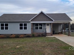 1720 Delview Rd, Cherryville, NC 28021