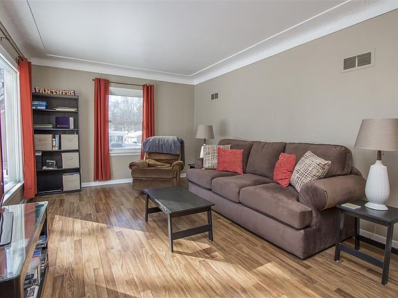 2nd image of 2503 Garden Ave