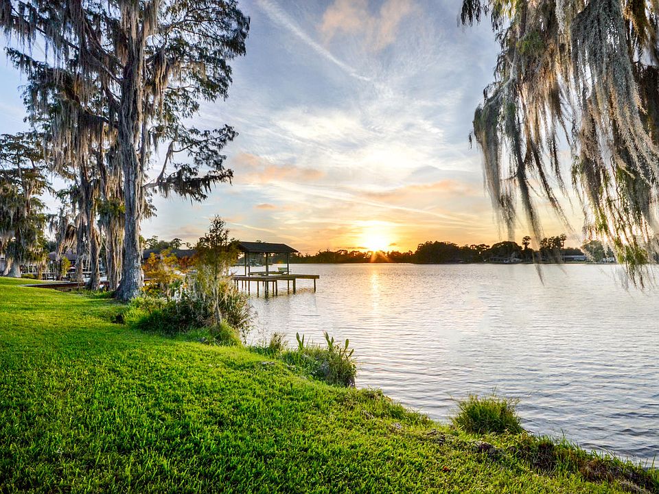 1st image of 15023 Laurel Cove Cir