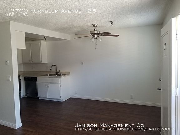 5th image of 13700 Kornblum Ave APT 25