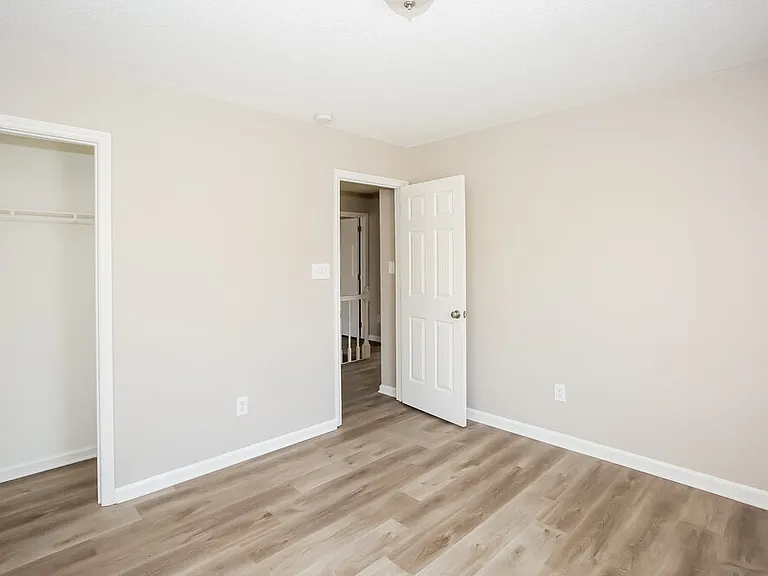 2003 Redwood Dr — Photo 14