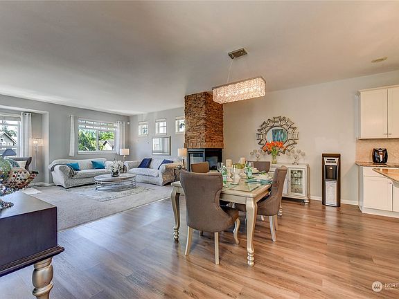 5th image of 11144 Paine Field Way