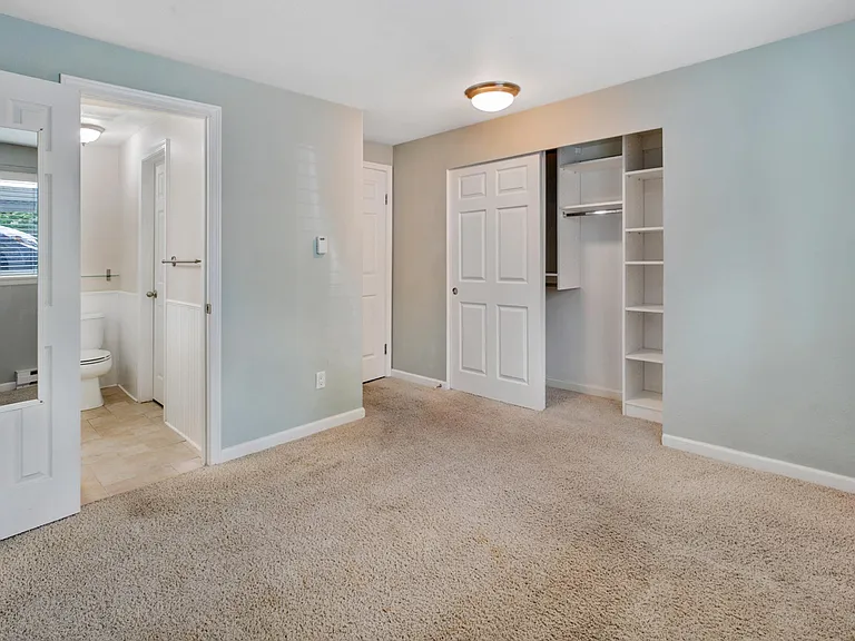 11102 NE 125th Ln #K135 — Photo 11