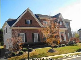 5511 Crofton Green Dr, Fairfax, VA 22030