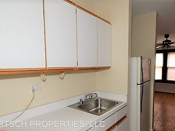 4th image of 1230 W Carmen Ave APT 3C