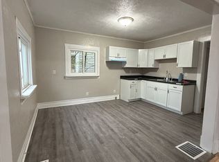 1568 W Franklin St #1, Elkhart, IN 46516