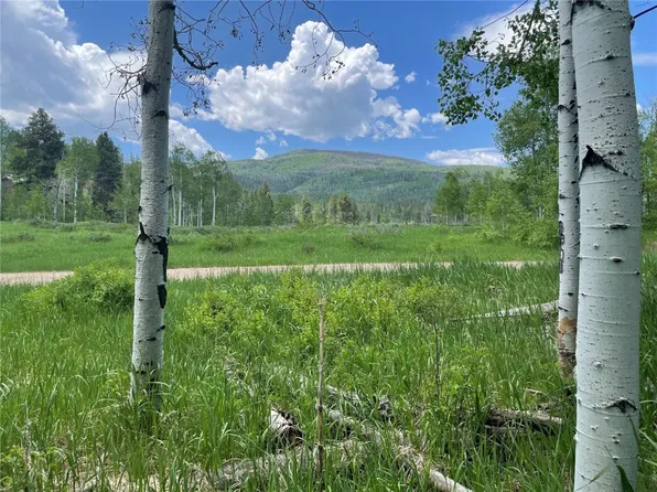 22608 Comanche Road, Oak Creek, CO 80467