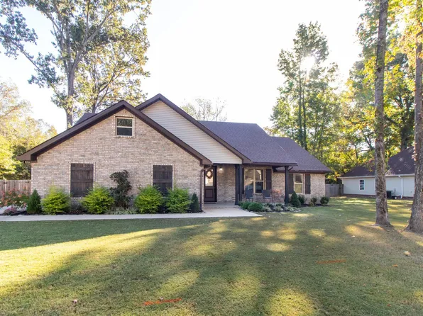 2812 Freedom Dr, Jonesboro, AR 72401