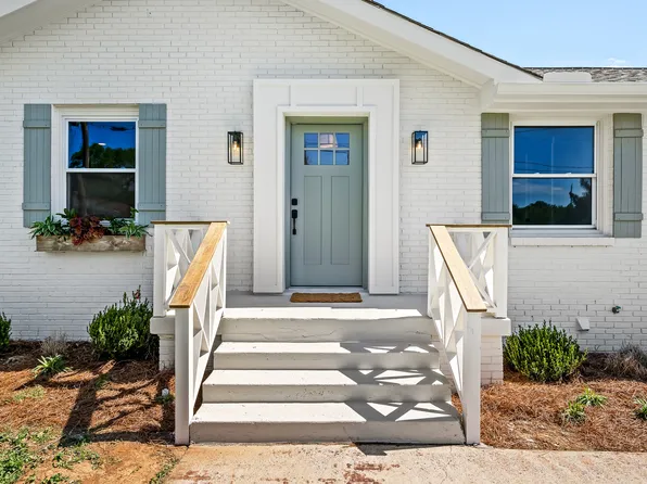 142 Southridge Dr, Nashville, TN 37207