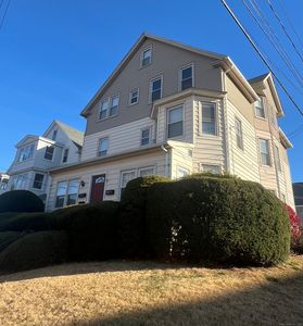 805 East Street, New Britain, CT, 06051