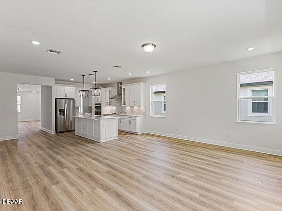 3rd image of 336 Birkdale Dr