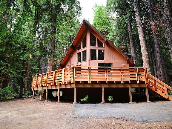 2nd image of 2922 Shoshone Dr