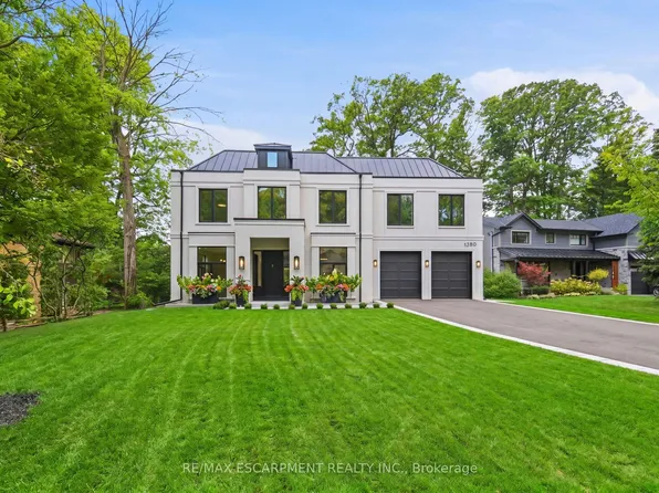 1380 Birchwood Heights Dr, Mississauga, ON L5G 2Y2
