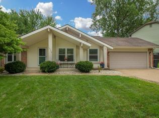 16538 Winter Leaf Dr, Ballwin, MO