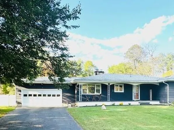 47 Pine St, Big Flats, NY 14814
