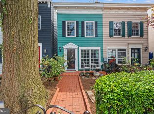 919 G St SE, Washington, DC 20003