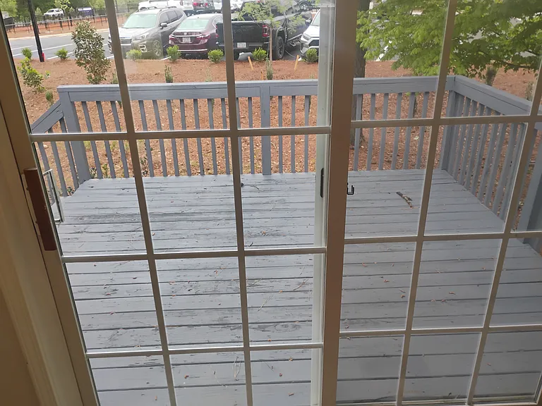 405 Groveton Trl — Photo 6