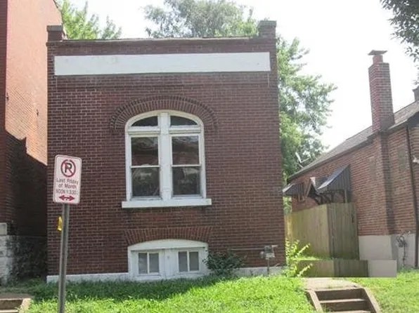 4706 Minnesota Ave, Saint Louis, MO 63111