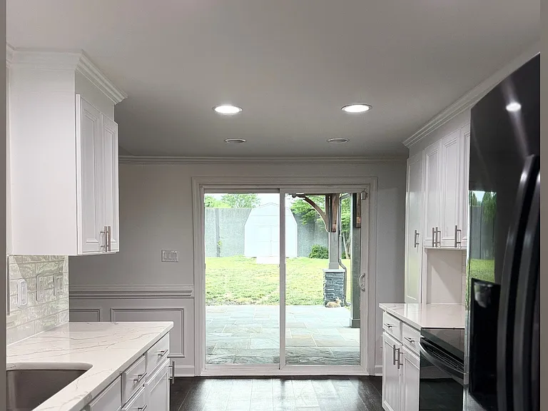 8329 Kapplewood Ct — Photo 2