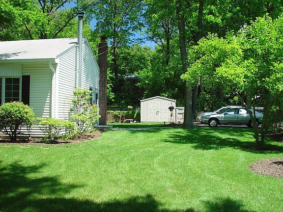 Side Yard & 2nd Driveway