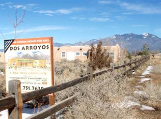 1340 Abby Rd, Taos, NM 87571