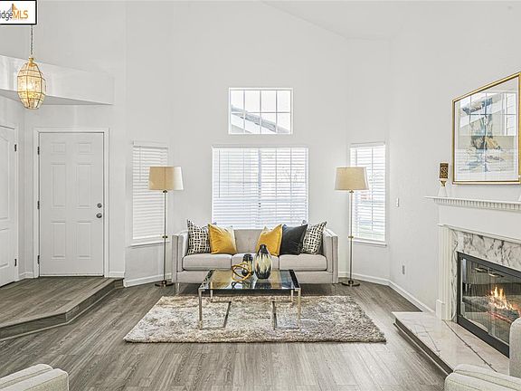 5th image of 5352 Country View Dr