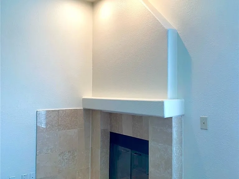10630 Moorpark St #104 — Photo 52