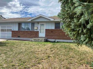 1600 Chatam Dr, Montrose, CO 81401