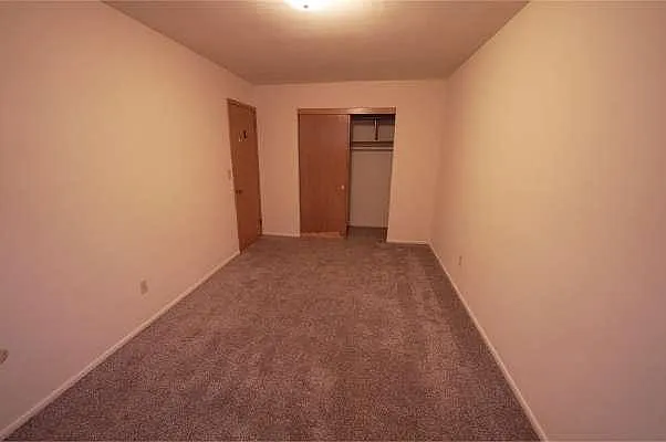 View Street Apartments — Photo 9