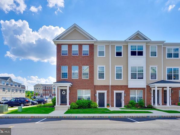 303 Kramer Ct