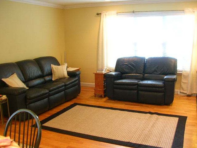 4th image of 4 PAUL Court