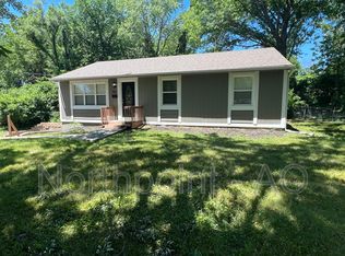 7446 Sycamore Ave, Kansas City, MO 64138
