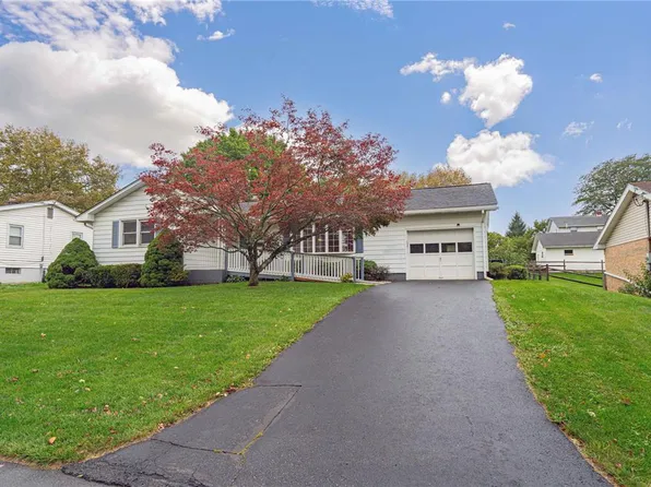 774 Butternut Ln, Easton, PA 18045