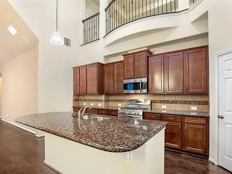 17906 Arapaho Hill Ln — Photo 7