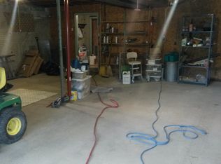 1968 Knox Road 2400 N, Victoria, IL 61485