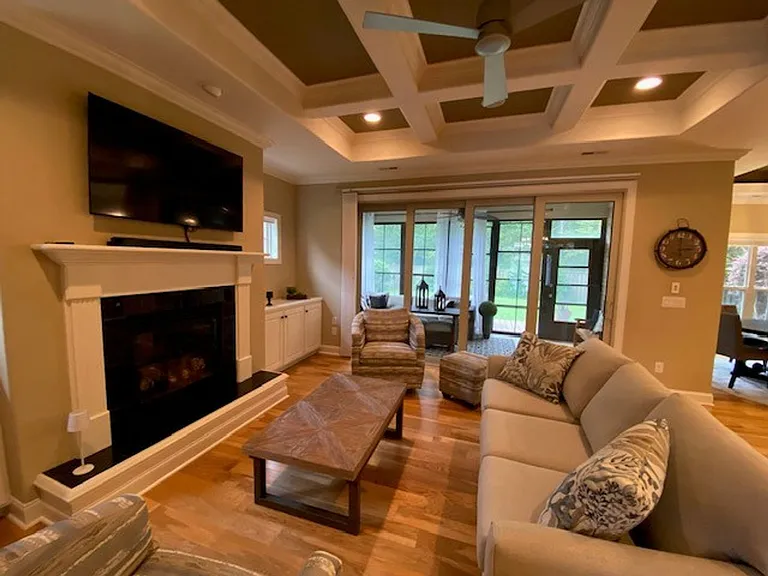 1333 Garden Springs Ct — Photo 12