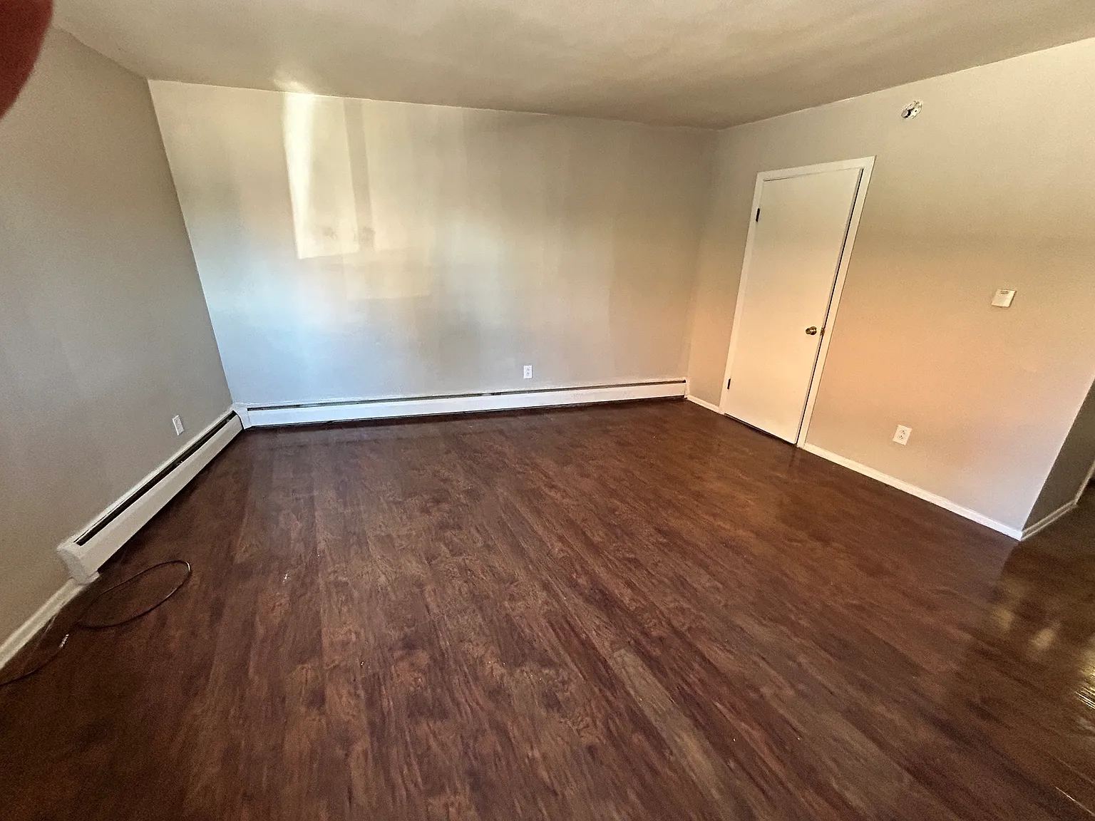 1 bed, $950 — Photo 1