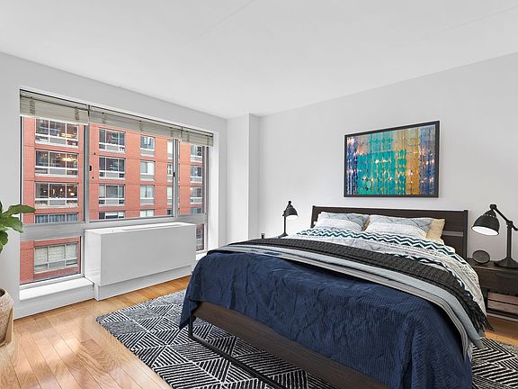 4th image of 555 W 23rd St APT N6b
