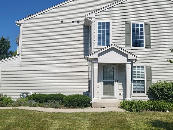 3rd image of 187 W Buckingham Dr