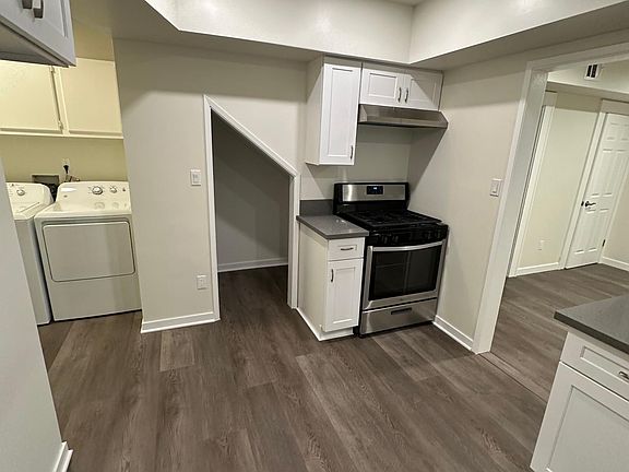 3rd image of 544 N Louise St
