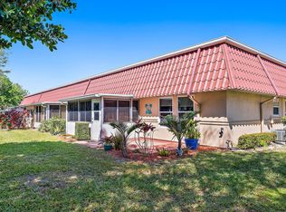 163 Amherst Ln, Lake Worth, FL 33467