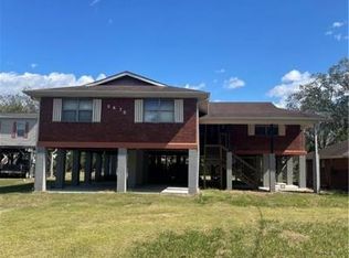 5675 Perrin St, Lafitte, LA 70067