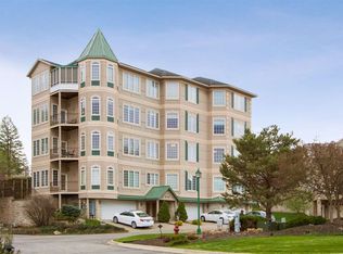 245 Holiday Rd APT 2, Coralville, IA 52241