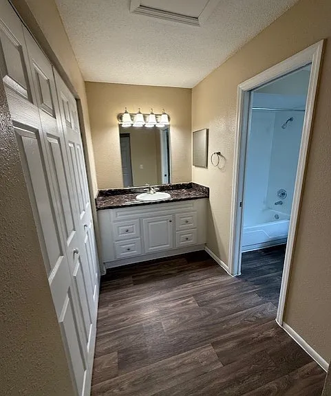 Sorrento Apartments — Photo 27