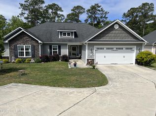 303 Oak Ridge Ct, Swansboro, NC 28584