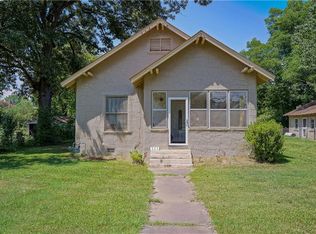 809 E Chism St, Paris, AR 72855