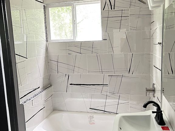 5th image of 538 Shoop Ave #540