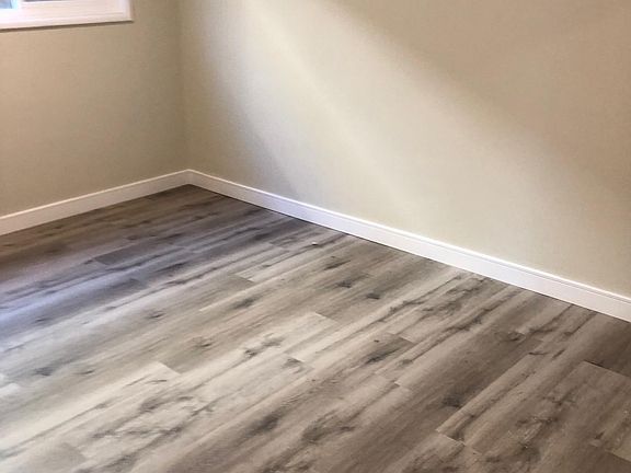 5th image of 11623 Gorham Ave #102