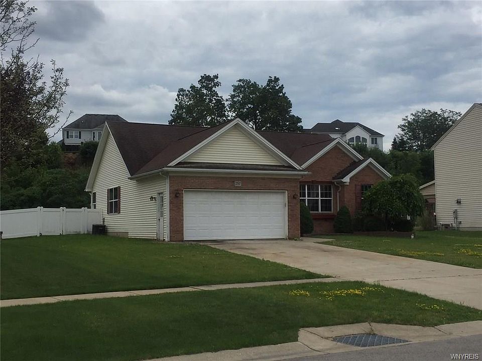 1st image of 2767 Christopher Blvd