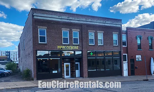 405 1/2 Wisconsin St Photo 1